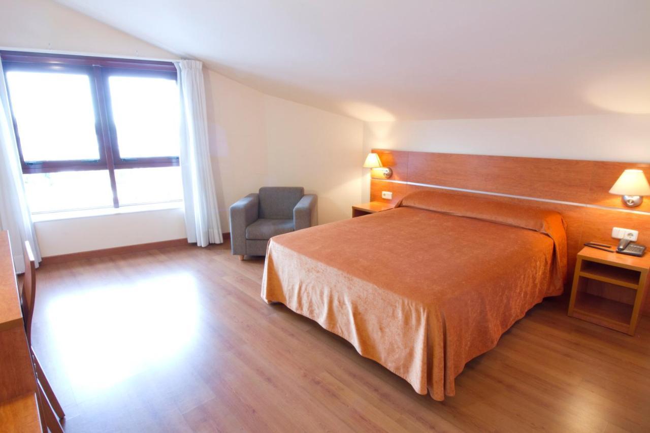 Hotel Torques Bergondo Екстериор снимка
