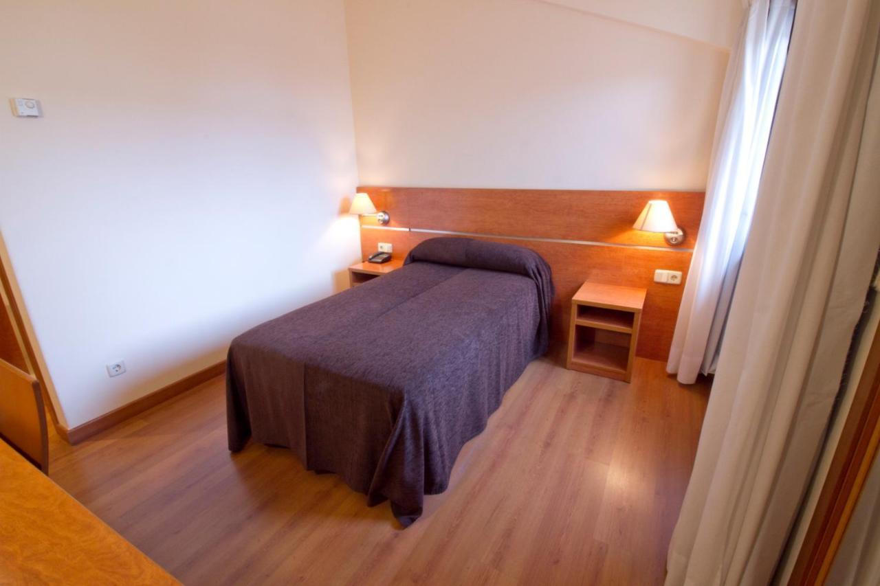 Hotel Torques Bergondo Екстериор снимка